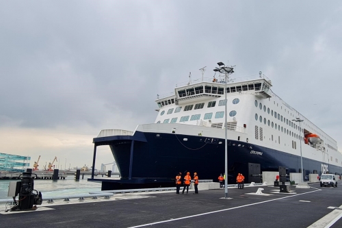 Arrivée du Côte d'Opale au port de Calais