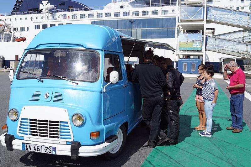 Brand new meal services for the travelers!