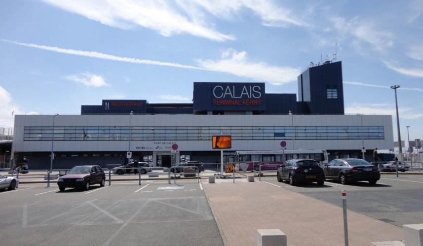 BOX COMMERCIAL 105A – ANCIEN BATIMENT TERMINAL TRANSMANCHE